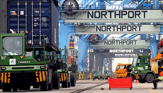 Laporan: Perniagaan Pelabuhan Klang merosot, syarikat besar pindah ke Singapura