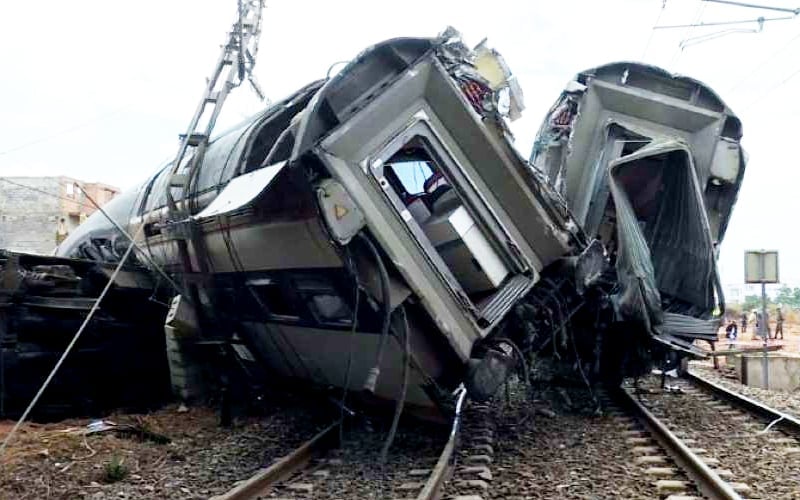 Kereta api tergelincir di Maghribi, 6 maut, 86 cedera