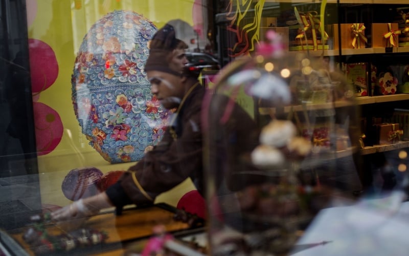 Yildiz to sell Godiva Asia-Pacific licenses to MBK Partners