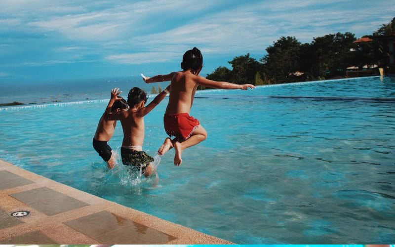 Protect your skin from chlorine