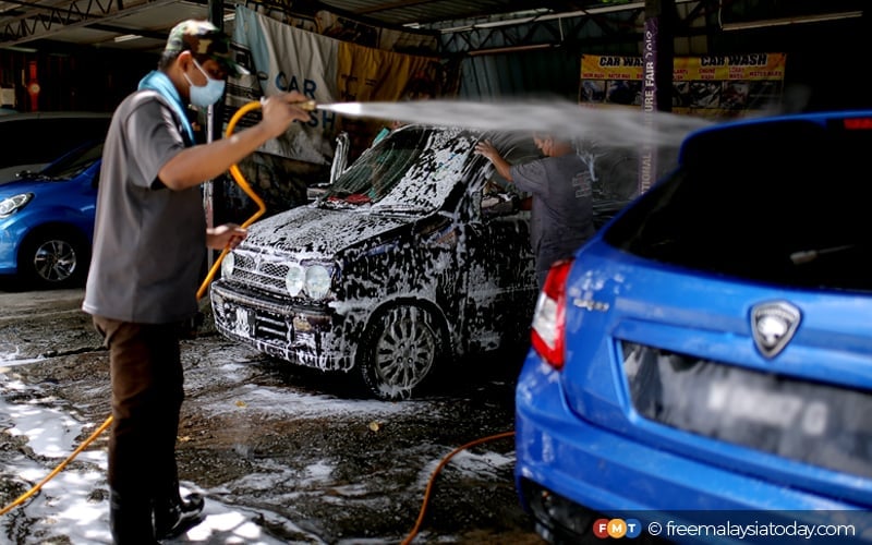 Penang car wash owners forced to close for 2 days due to water cuts