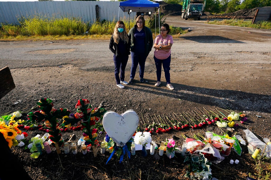Migrants recount nightmare trips in US-bound trucks