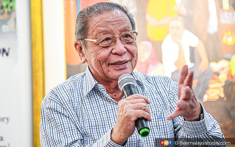 Tubuh gerakan Melayu, Dr M ambil langkah ke belakang, kata Kit Siang