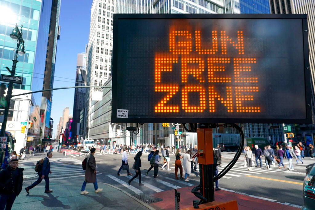 Man dies after being shot near NY’s Times Square