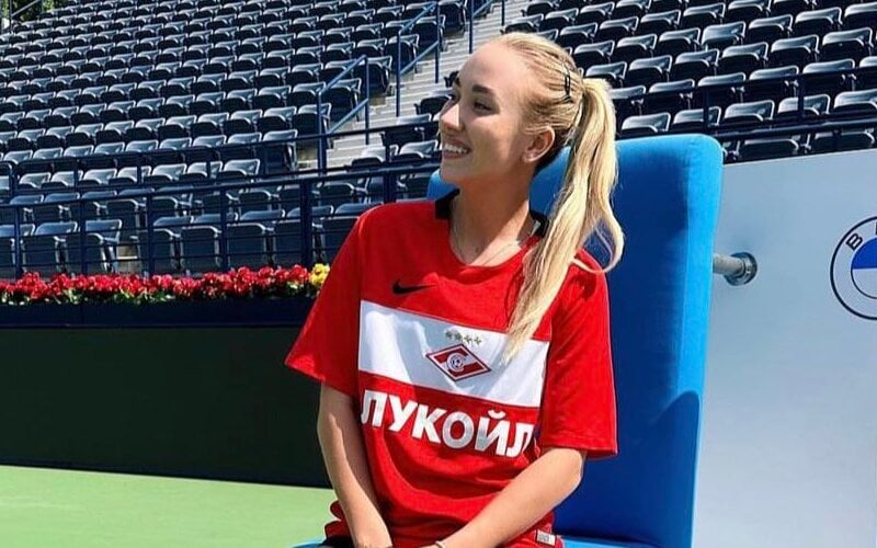 WTA warns Potapova over Russian football team shirt
