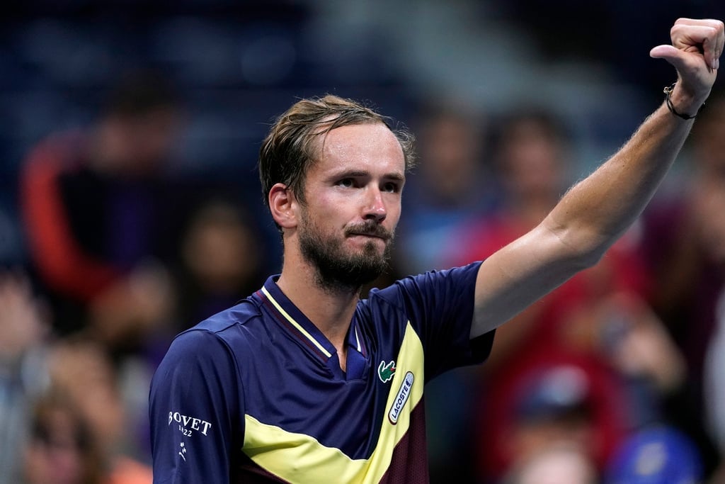 Medvedev powers through US Open graveyard shift to reach last 16