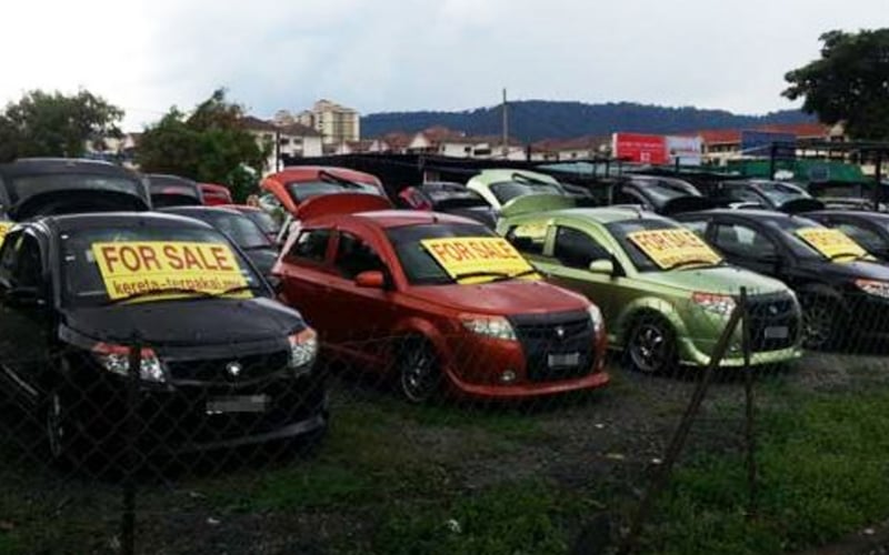 Time to introduce a cash-for-clunkers policy