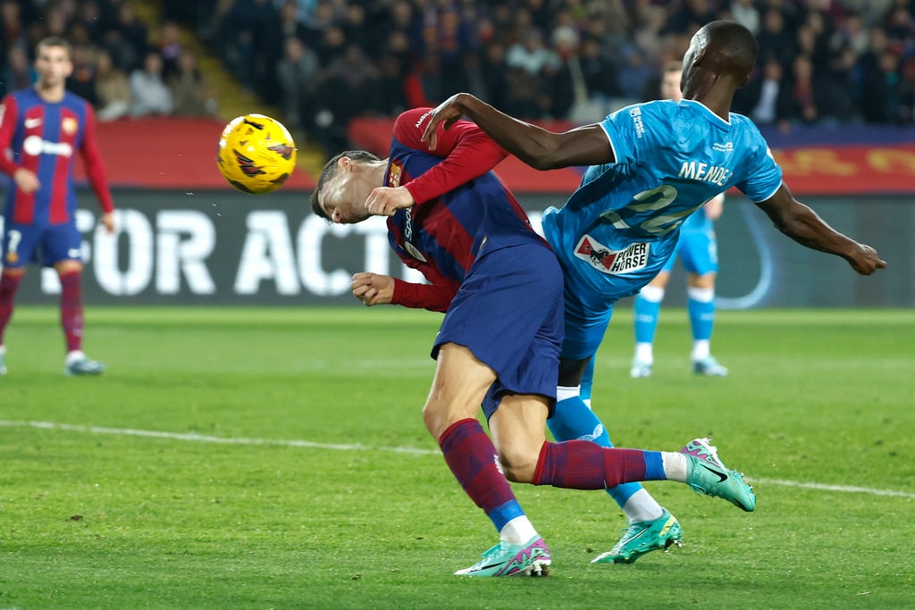 Wasteful Barcelona salvage 3-2 win against bottom side Almeria