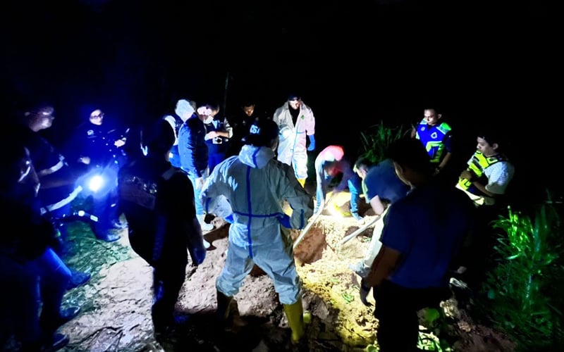 Bunuh, tanam mayat: 3 beradik antara didakwa