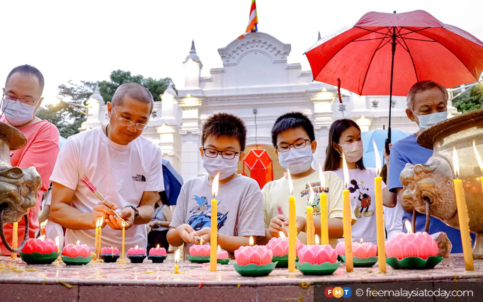 Hayati nilai luhur Hari Wesak, tangkis hasutan kebencian, pesan Anwar
