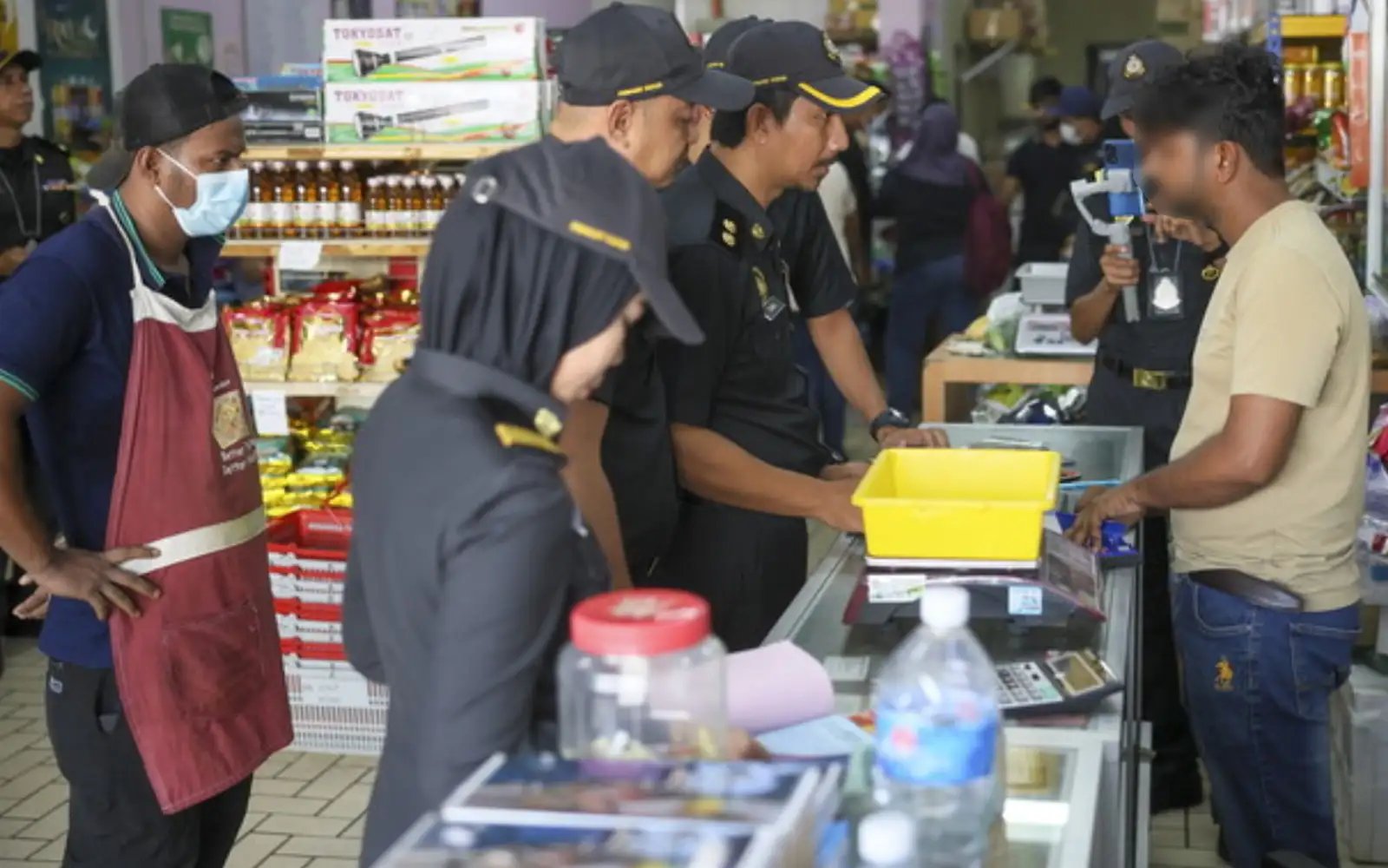 Mungkin ada operasi khas susulan naik gaji, kata KPDN