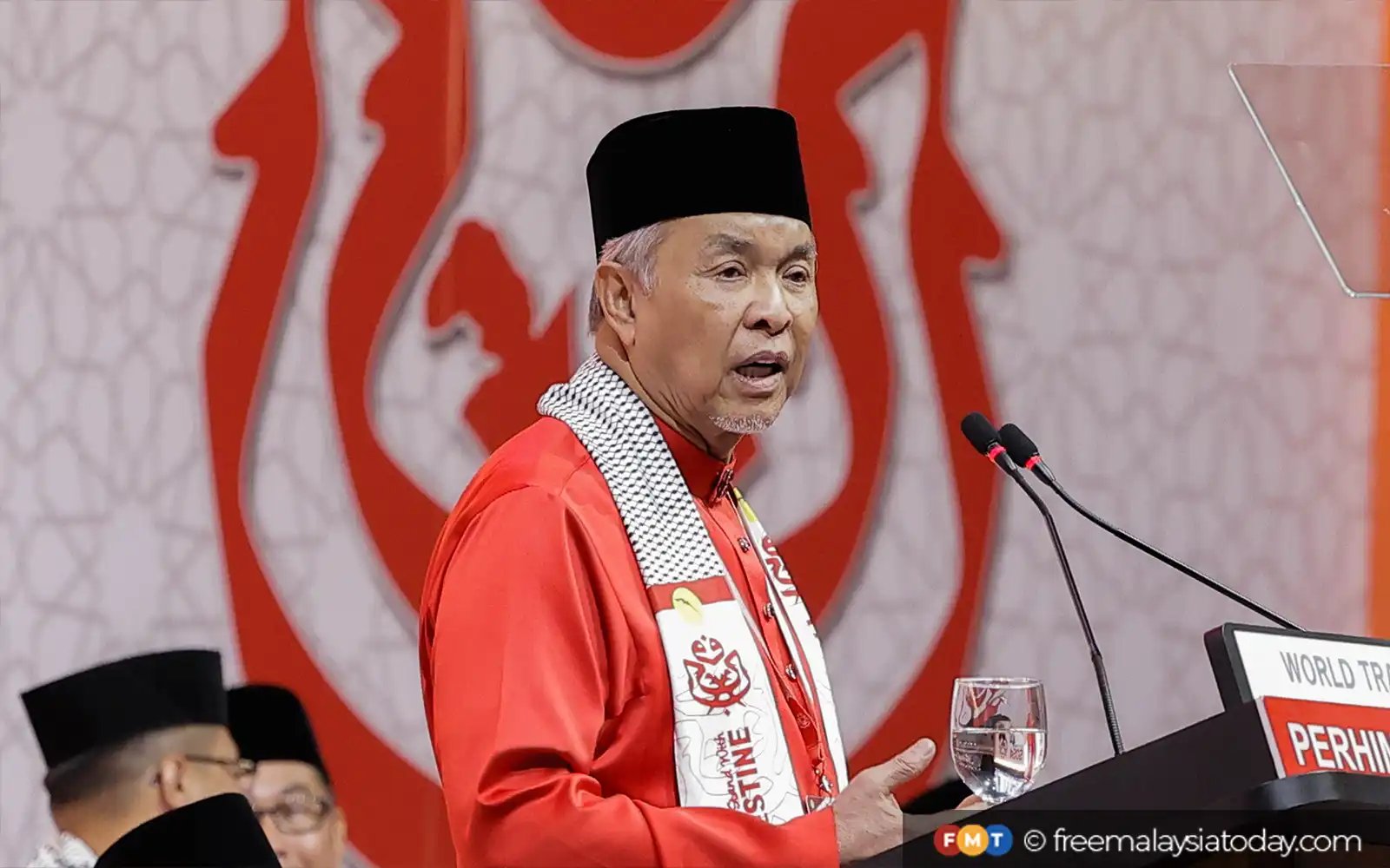 ‘Serah pada takdir’, Zahid ulas tempoh pegang jawatan presiden Umno
