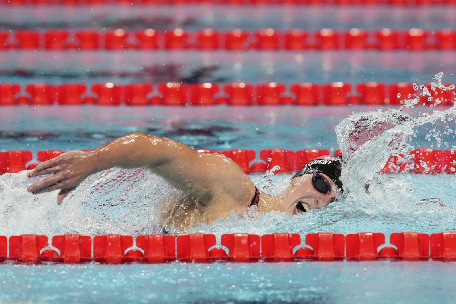 Ledecky wins record-equalling 9th gold medal in 800m freestyle