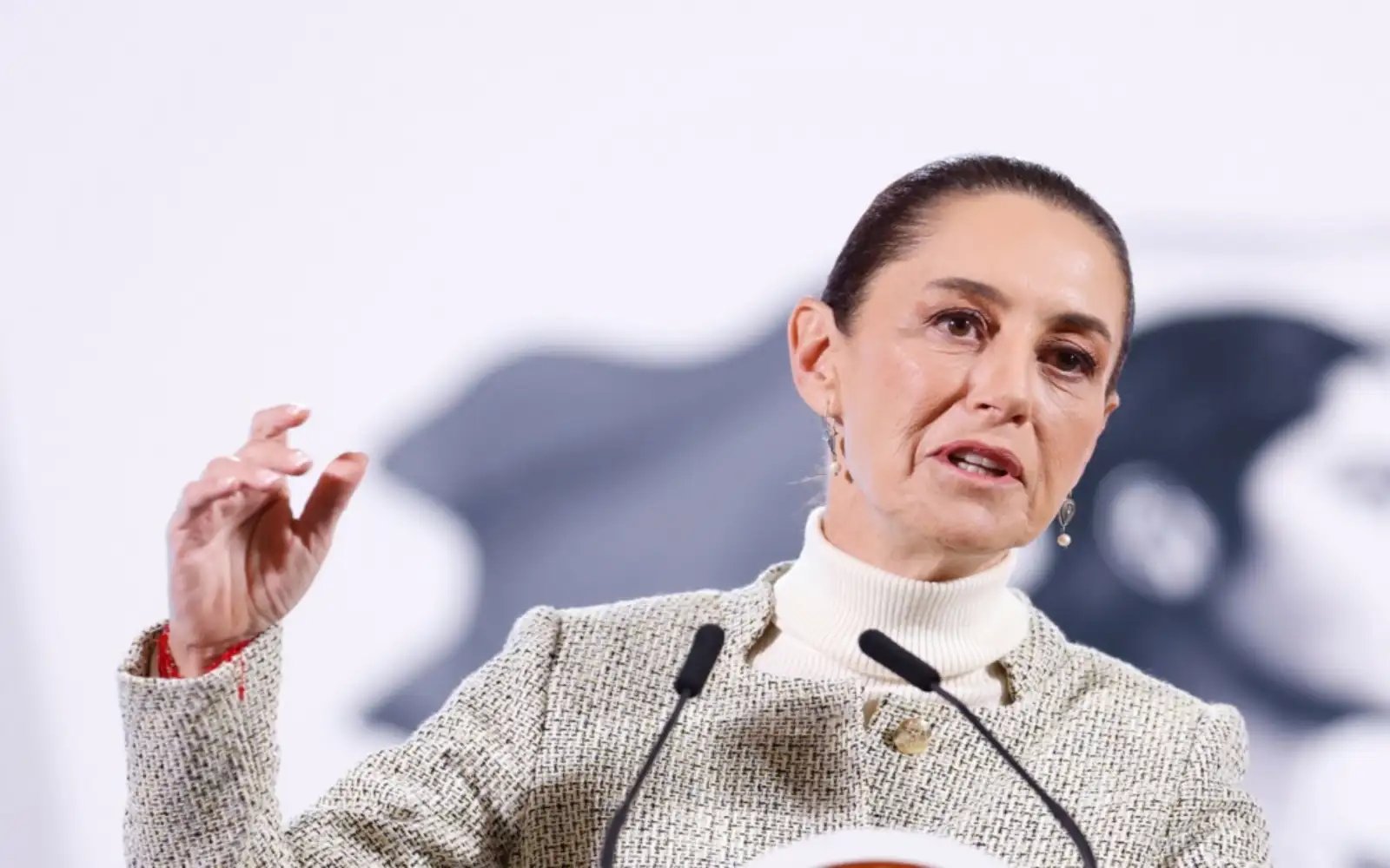 6.5-magnitude quake shakes Mexico City