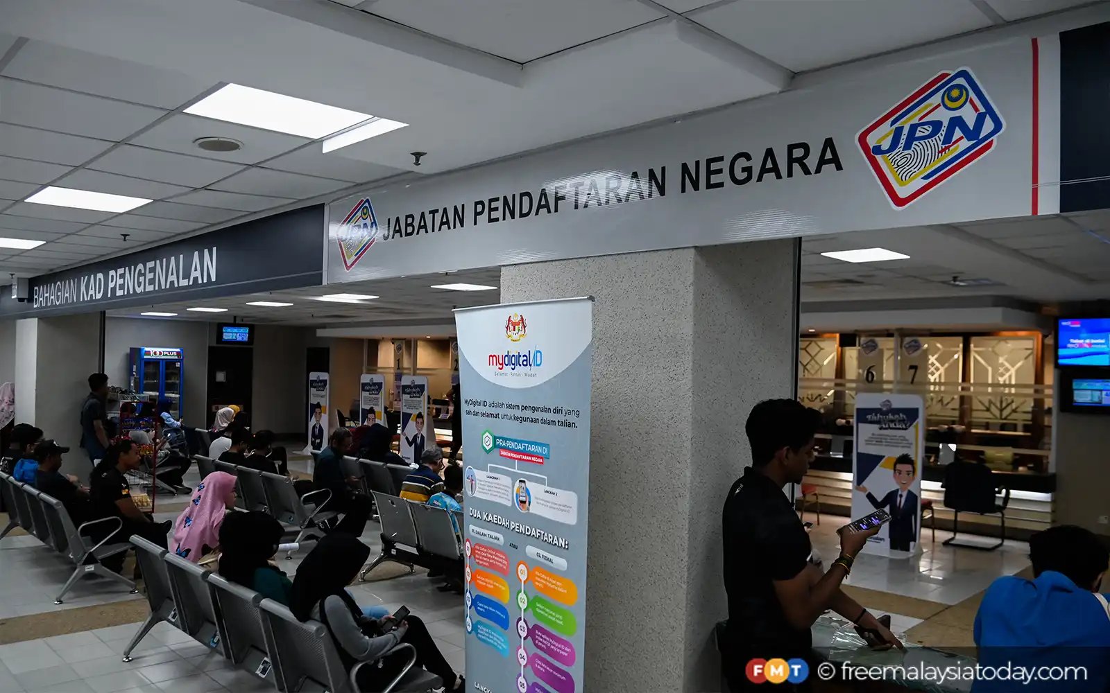 New MyKad rollout won’t disrupt govt aid distribution