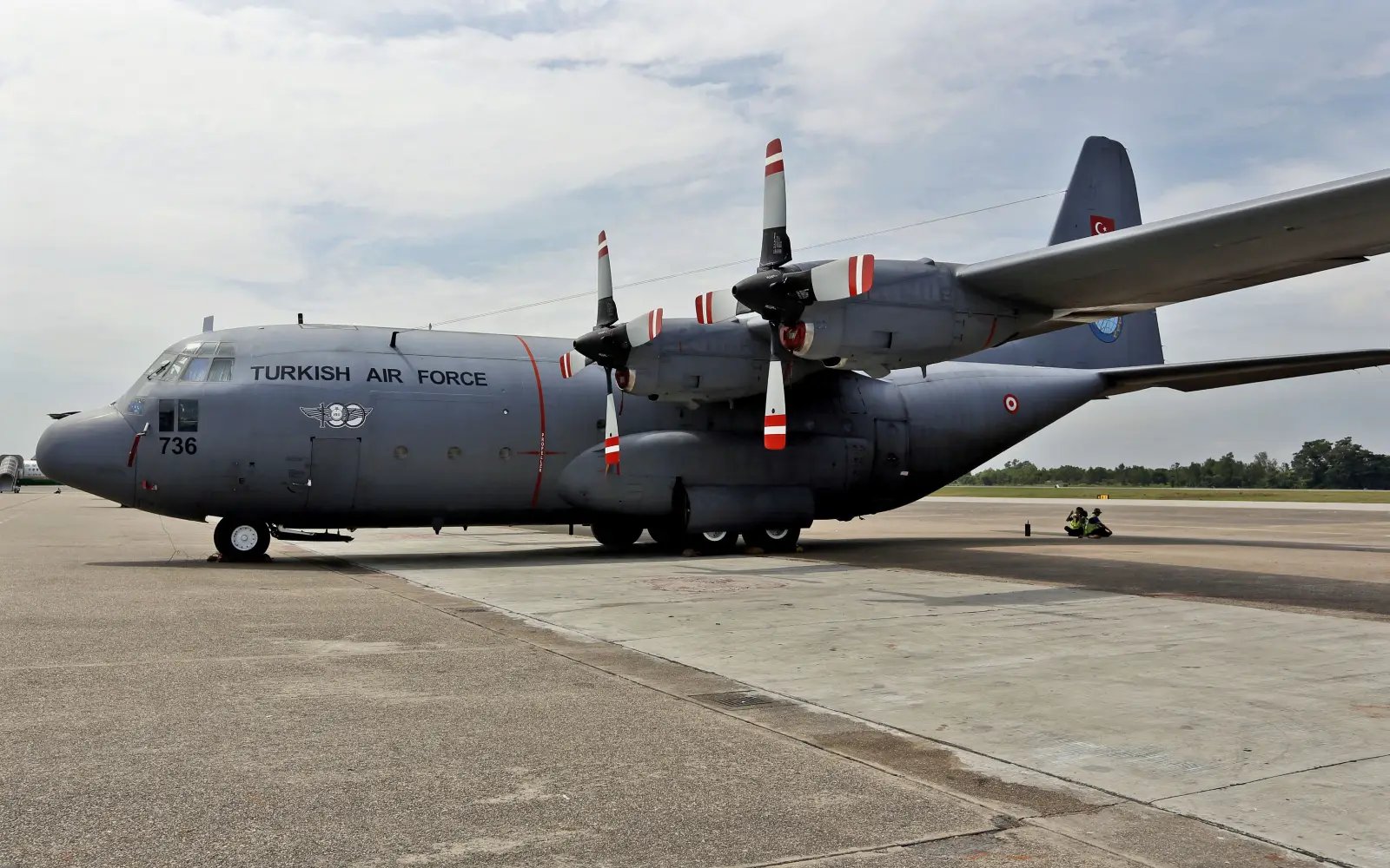 Turkish military plane with 20 on board crashes in Georgia