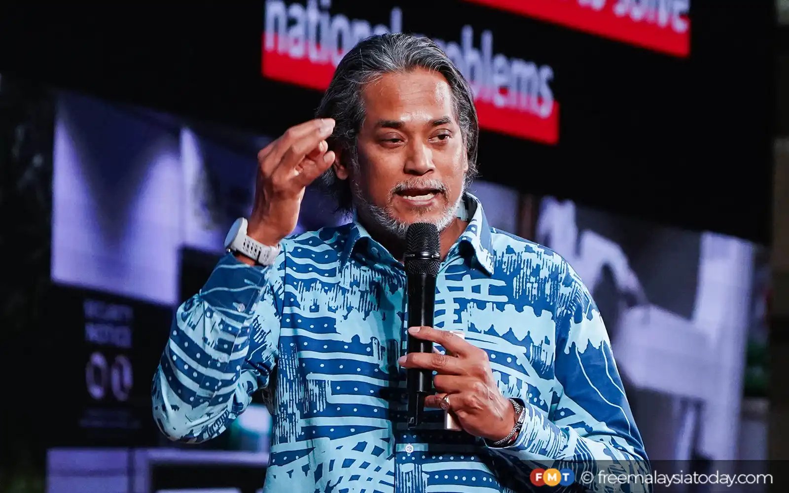 Umno’s stability attracts more young members, says Khairy