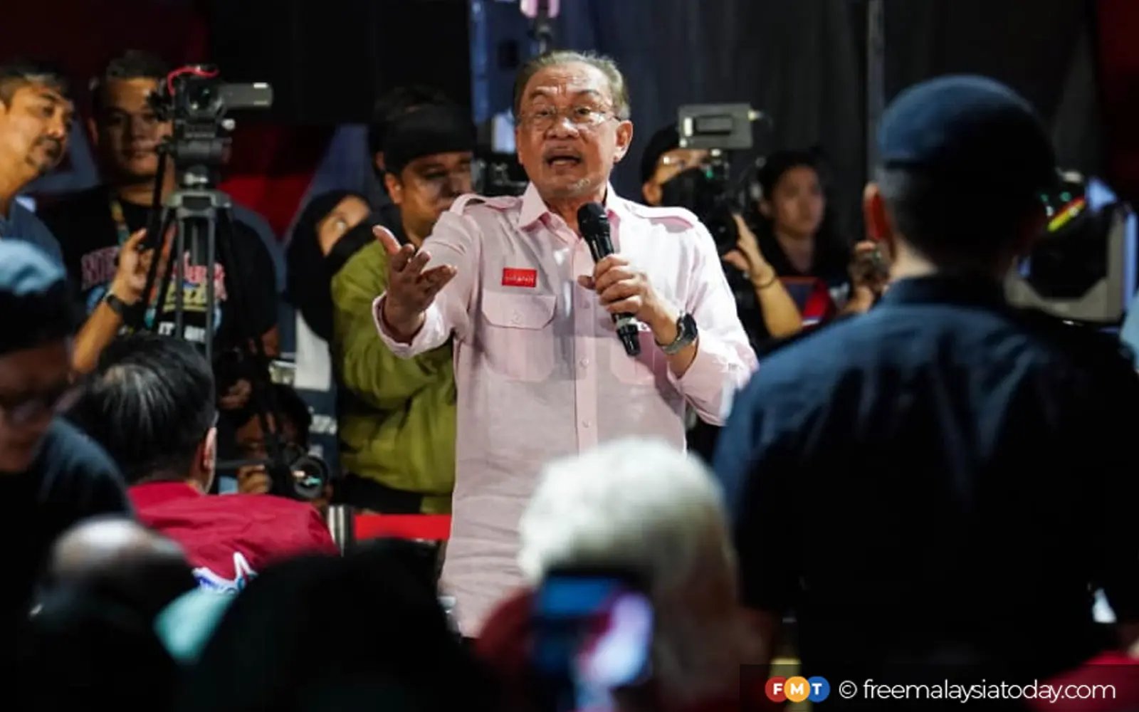 No one is above the law, says Anwar as ex-aide faces MACC probe