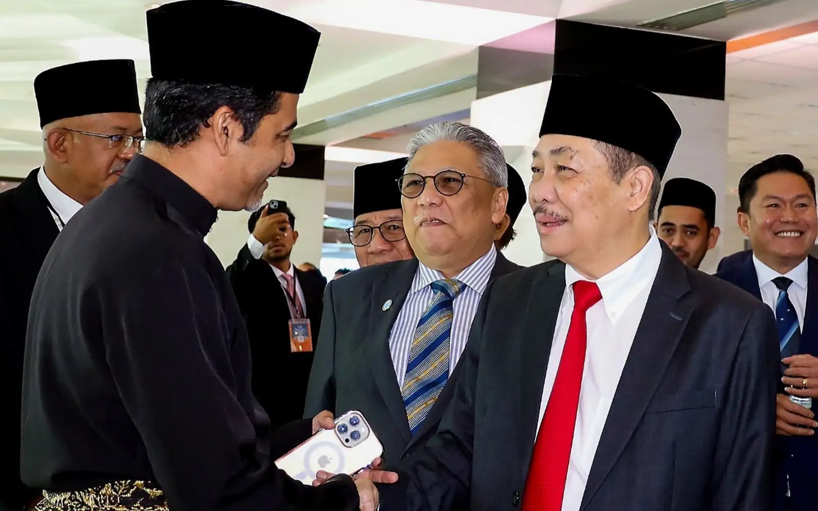 Persefahaman lama faktor Aliakbar sokong Hajiji, kata penganalisis