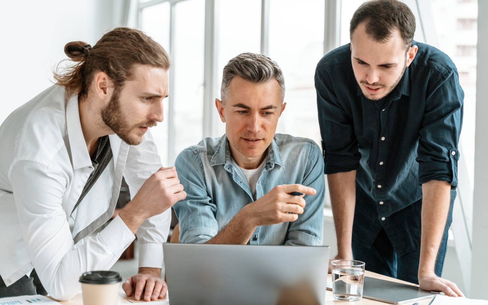 Trump administration calls on white men to file discrimination claims