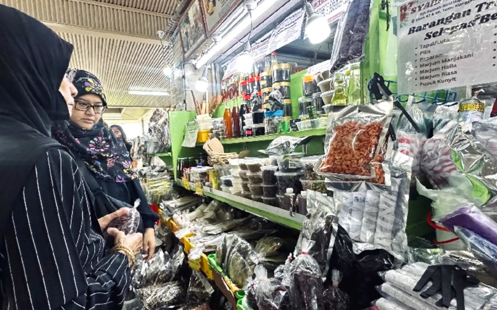 Heritage endures at Brunei’s Tamu Kianggeh