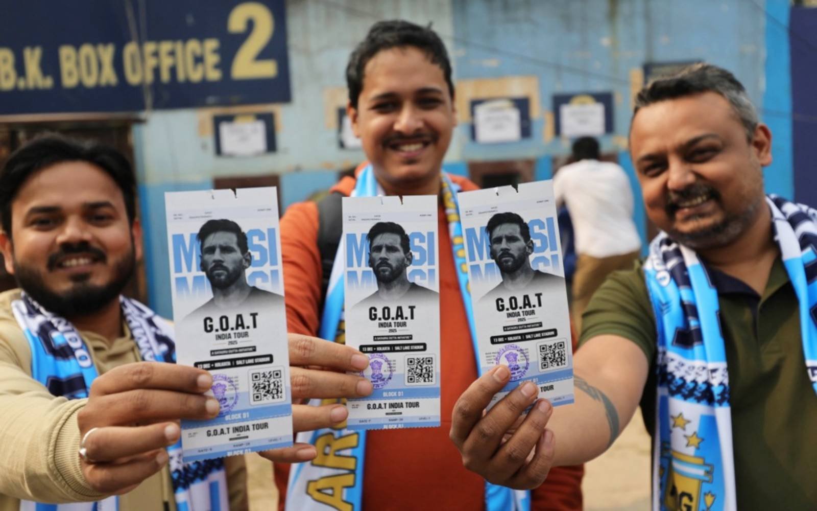 Fans throw objects onto field after Messi visits Kolkata’s Salt Lake stadium