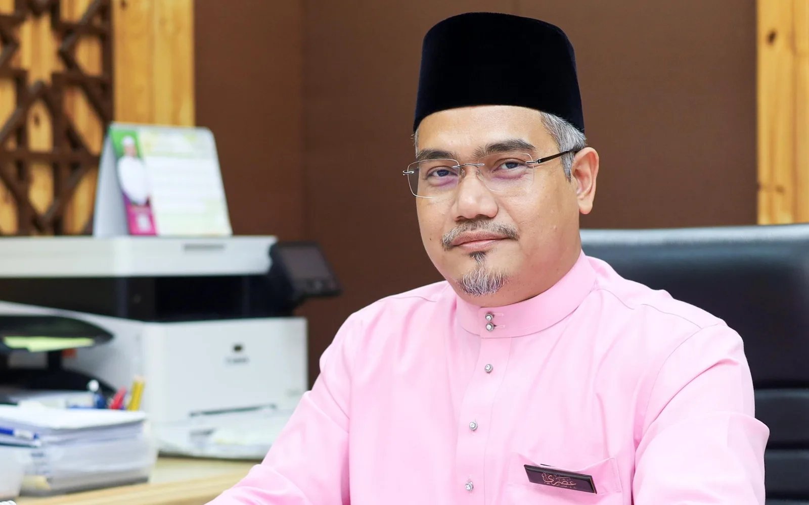 Kelantan authorities question woman accused of marrying 2 men