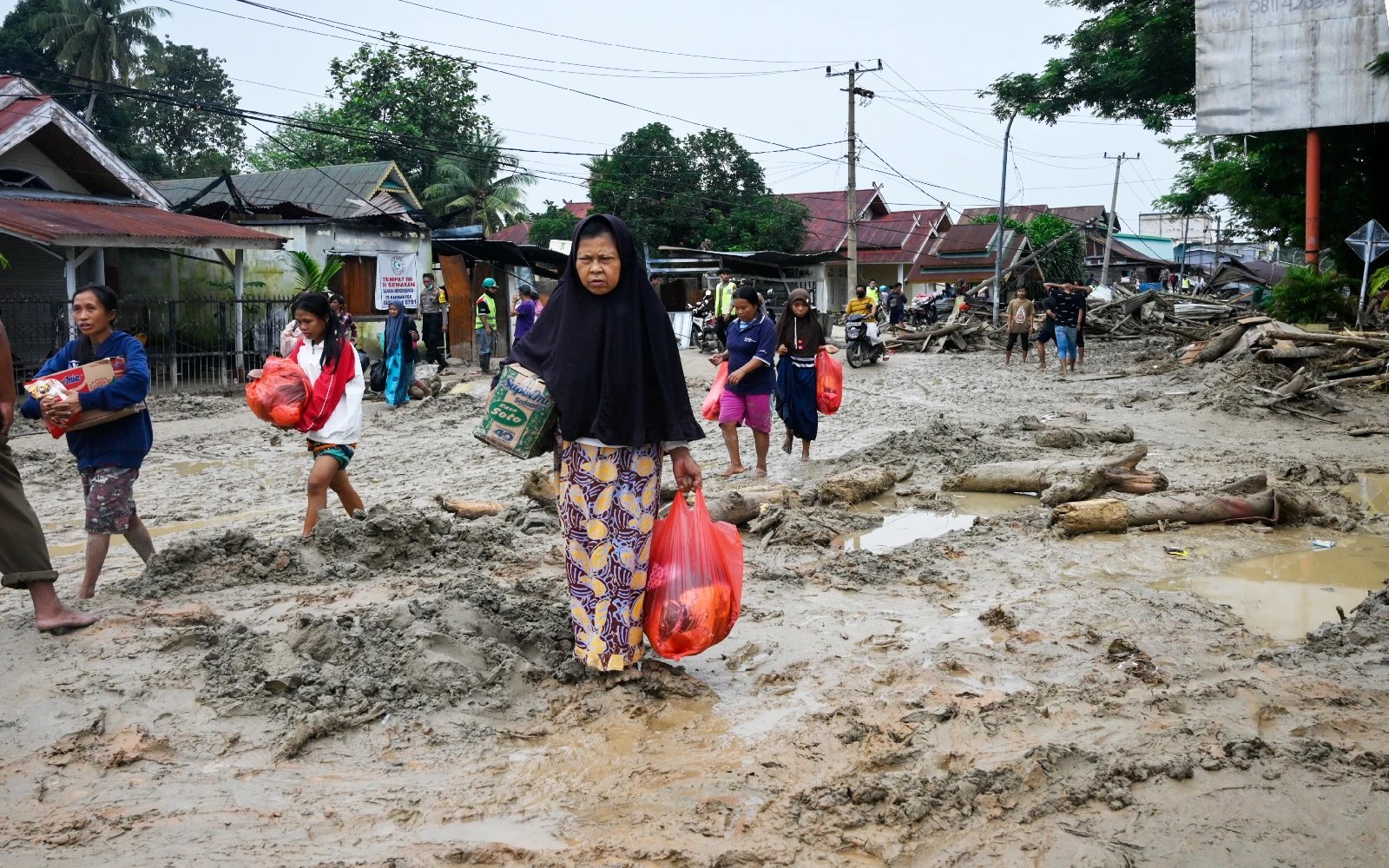 Flash floods in Indonesia’s North Sulawesi kill 14, four still missing