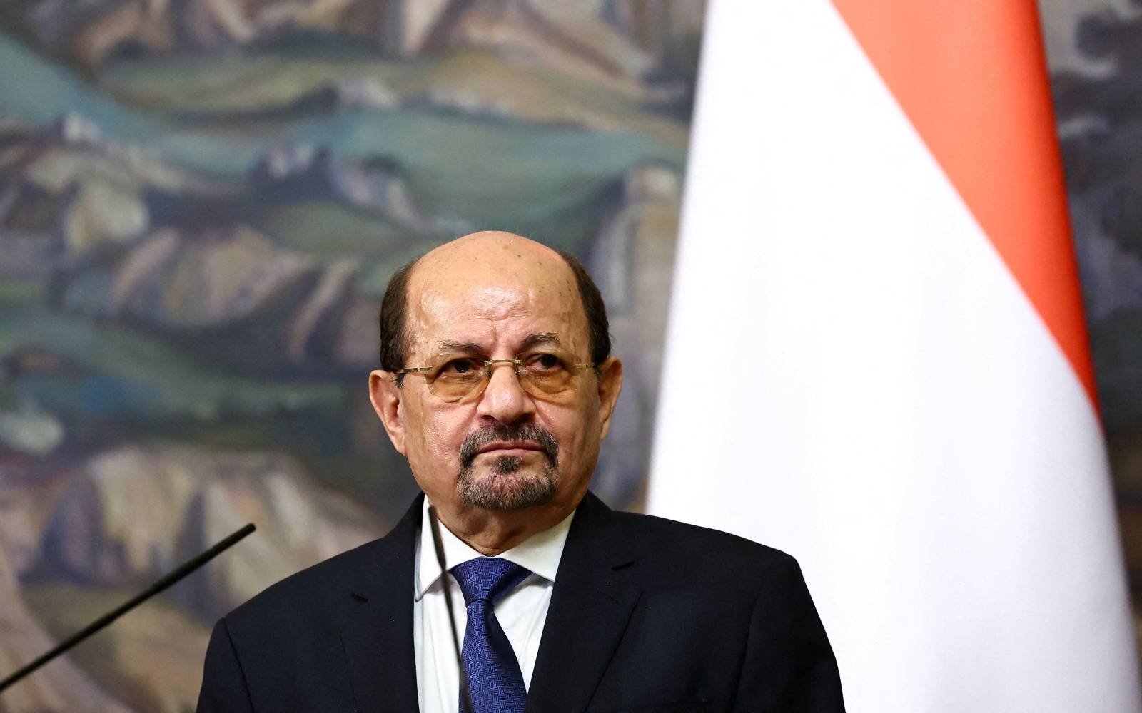 Yemen’s prime minister quits, replaced by foreign minister