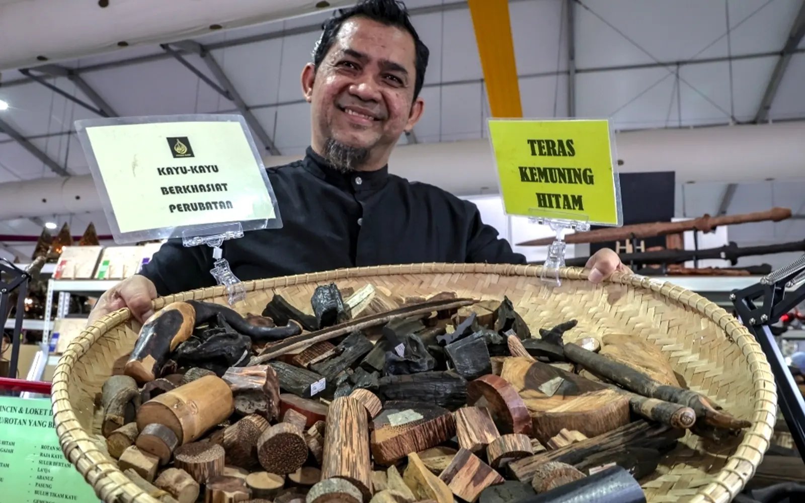 Sacred wood and quiet strength at Johor craft festival