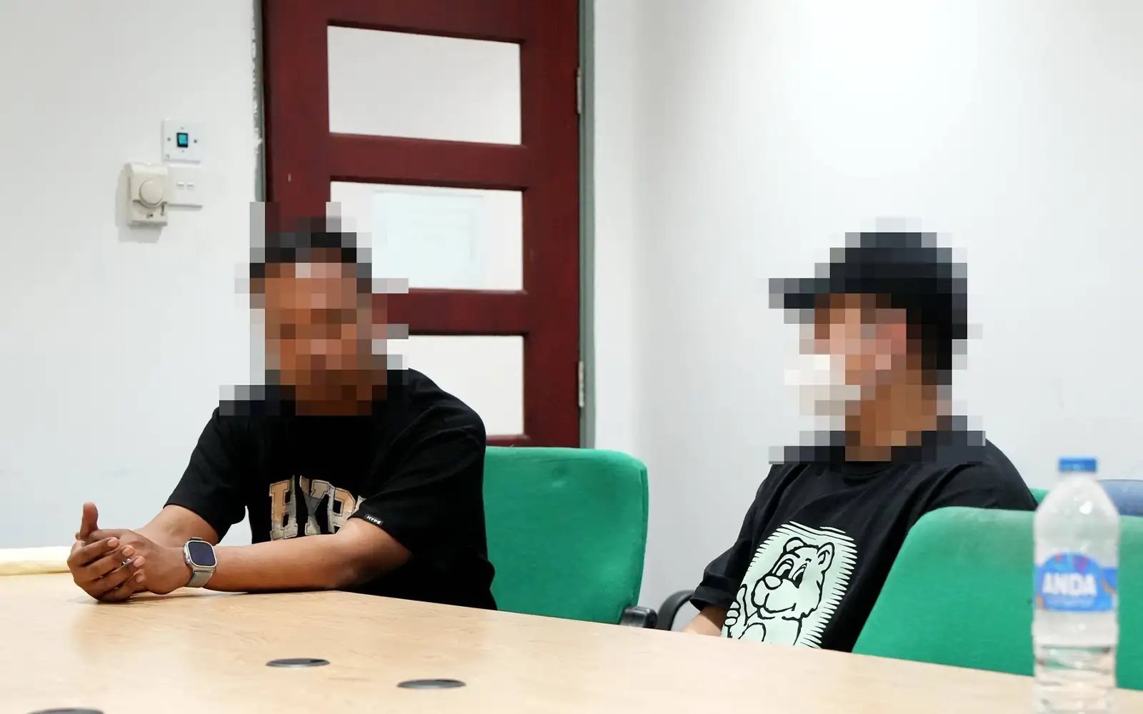 Disyaki dalang sindiket pasport, 2 pegawai imigresen dicekup