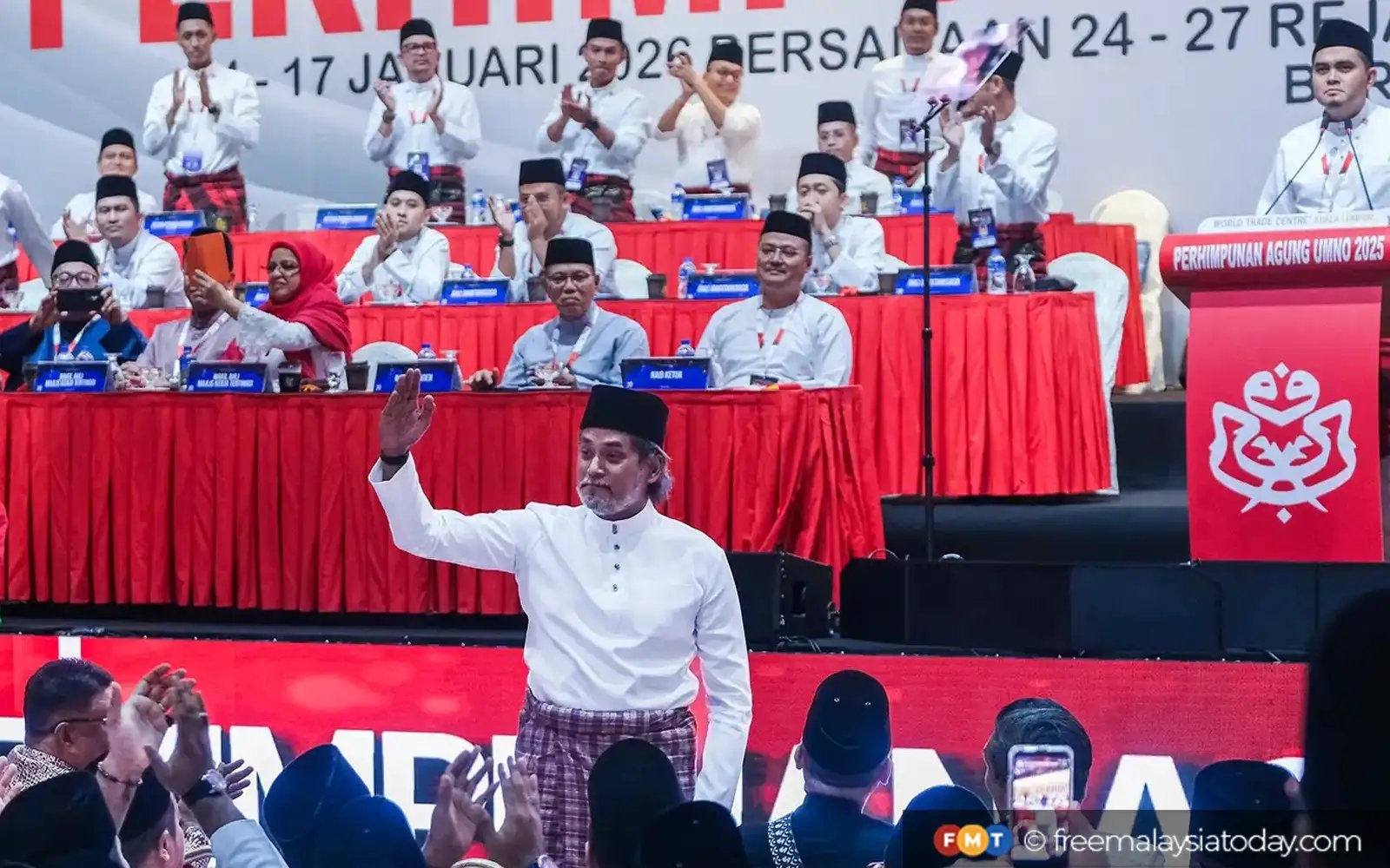 Khairy coy on Umno return after attending youth wing’s general assembly