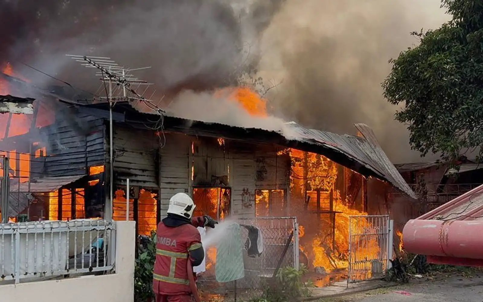 Disabled man suffers burns as fire razes 7 houses