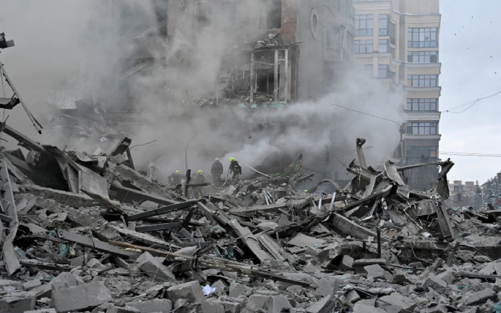 Two killed in series of Russian attacks on Ukraine