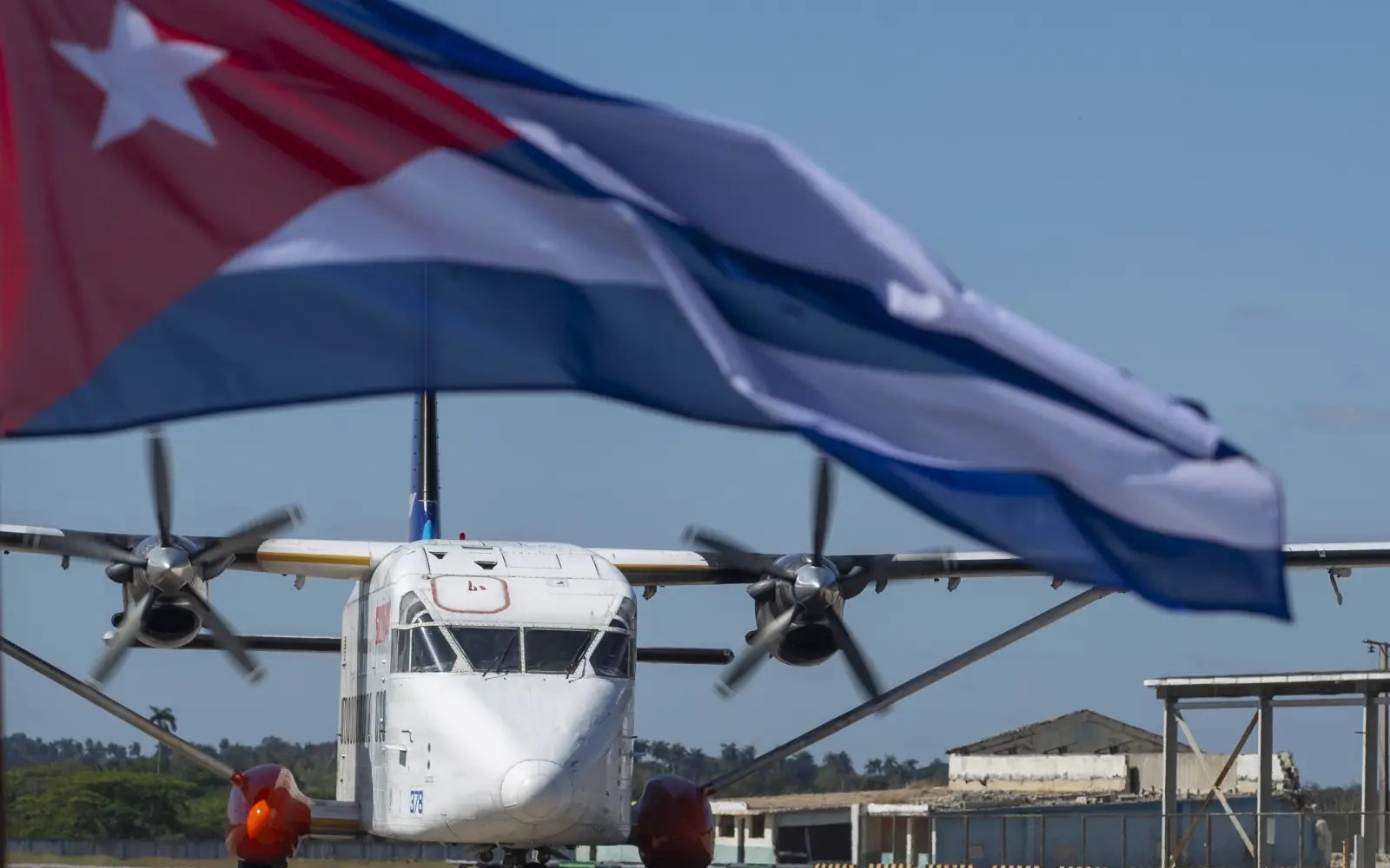 Cuba warns airlines it will run out of jet fuel