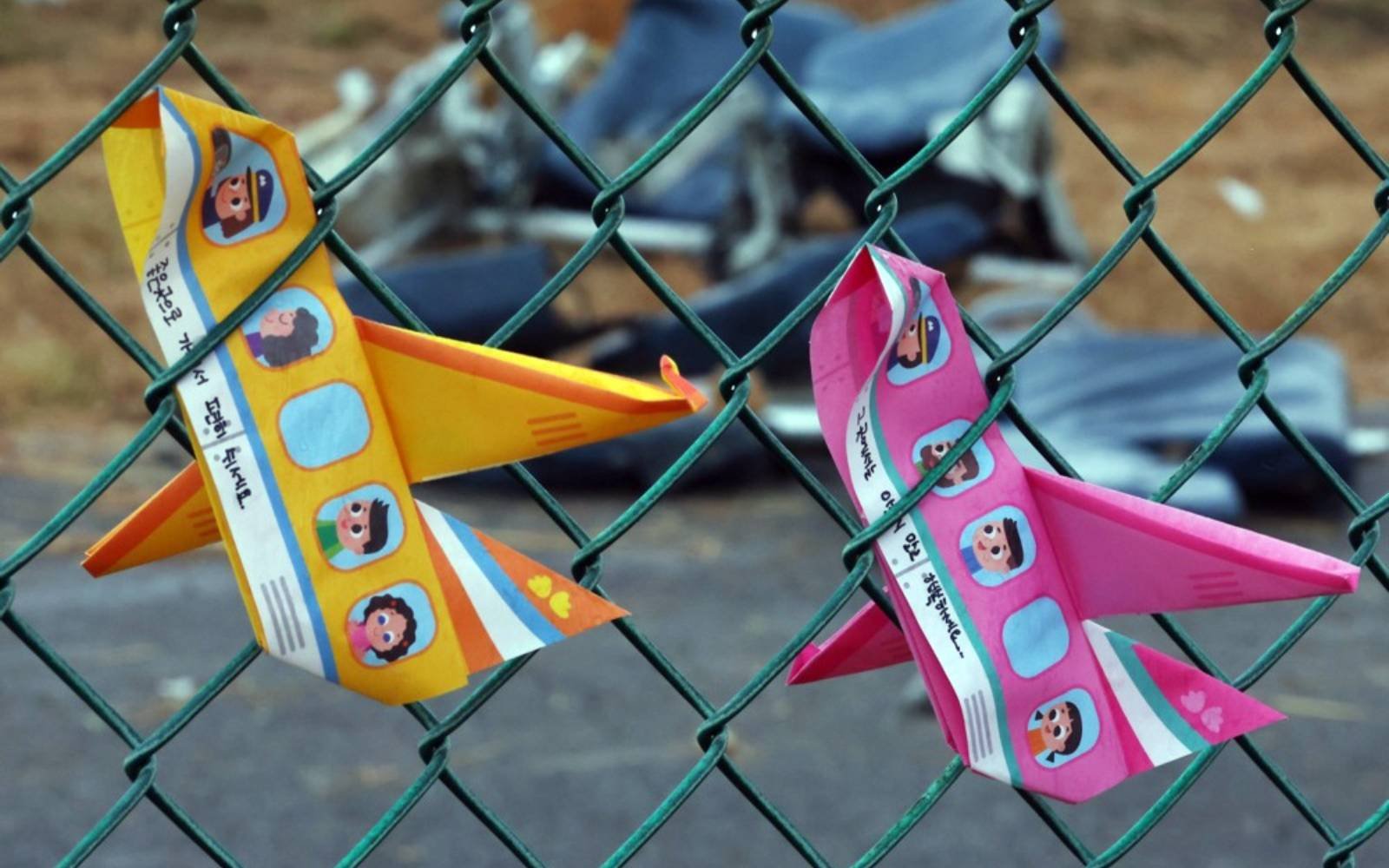 S. Korea police raid transport ministry in widening Jeju Air crash probe