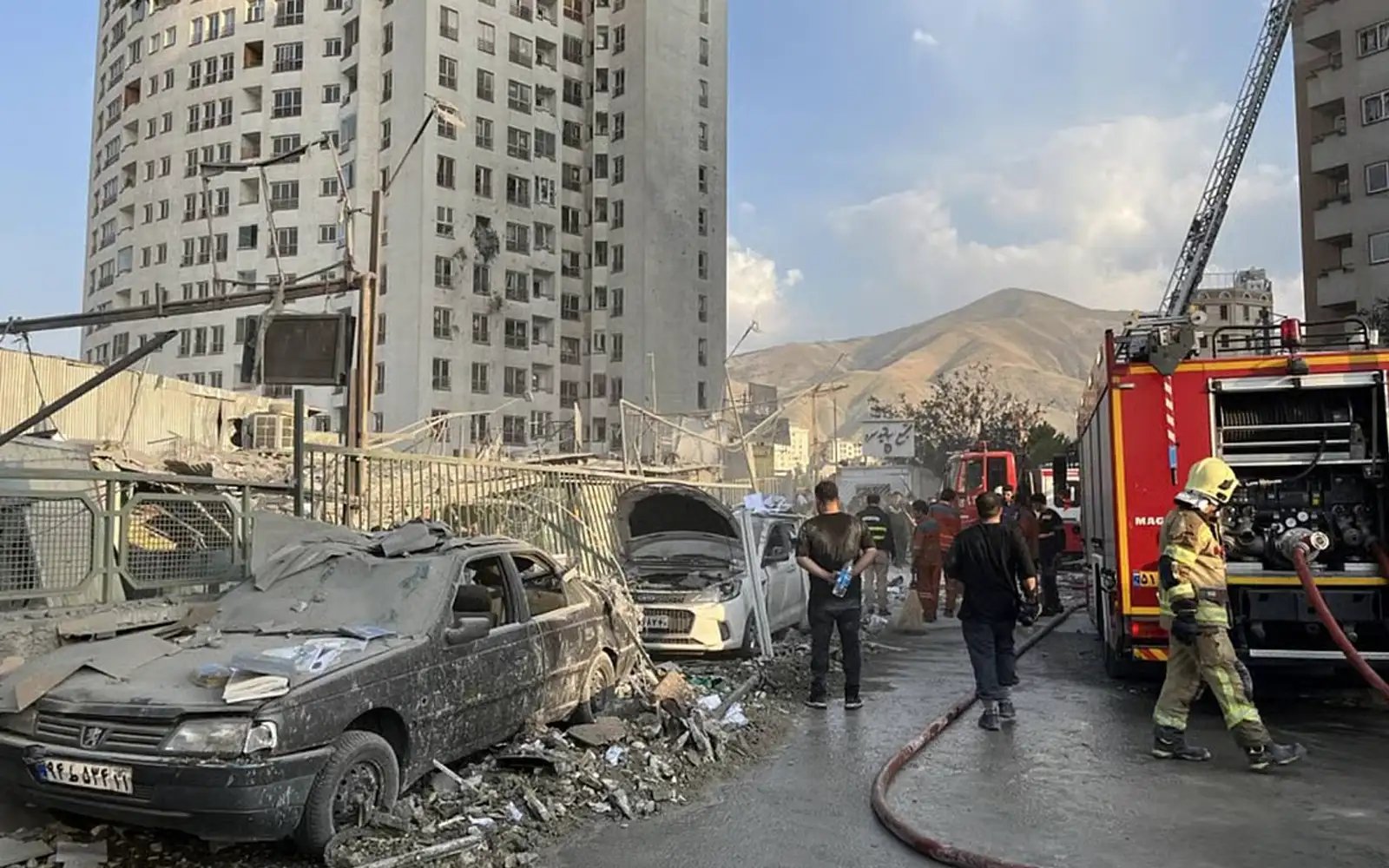 Making sense of a (so far) senseless war on Iran