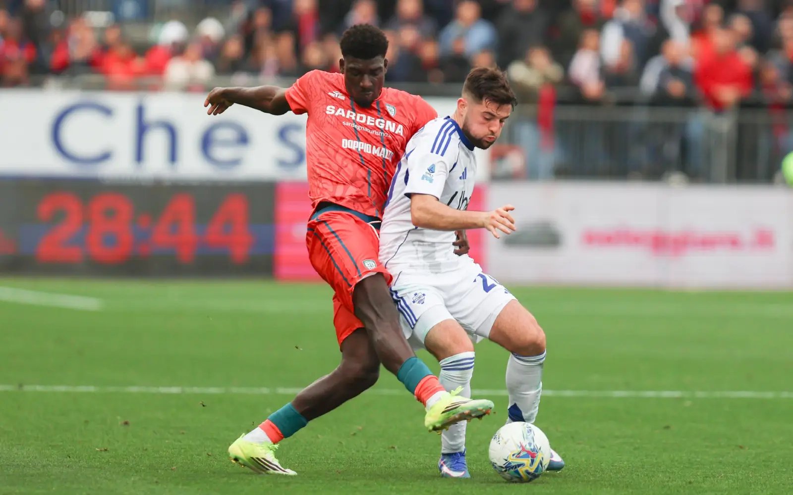 Como boost Champions League bid, Juve back to winning ways