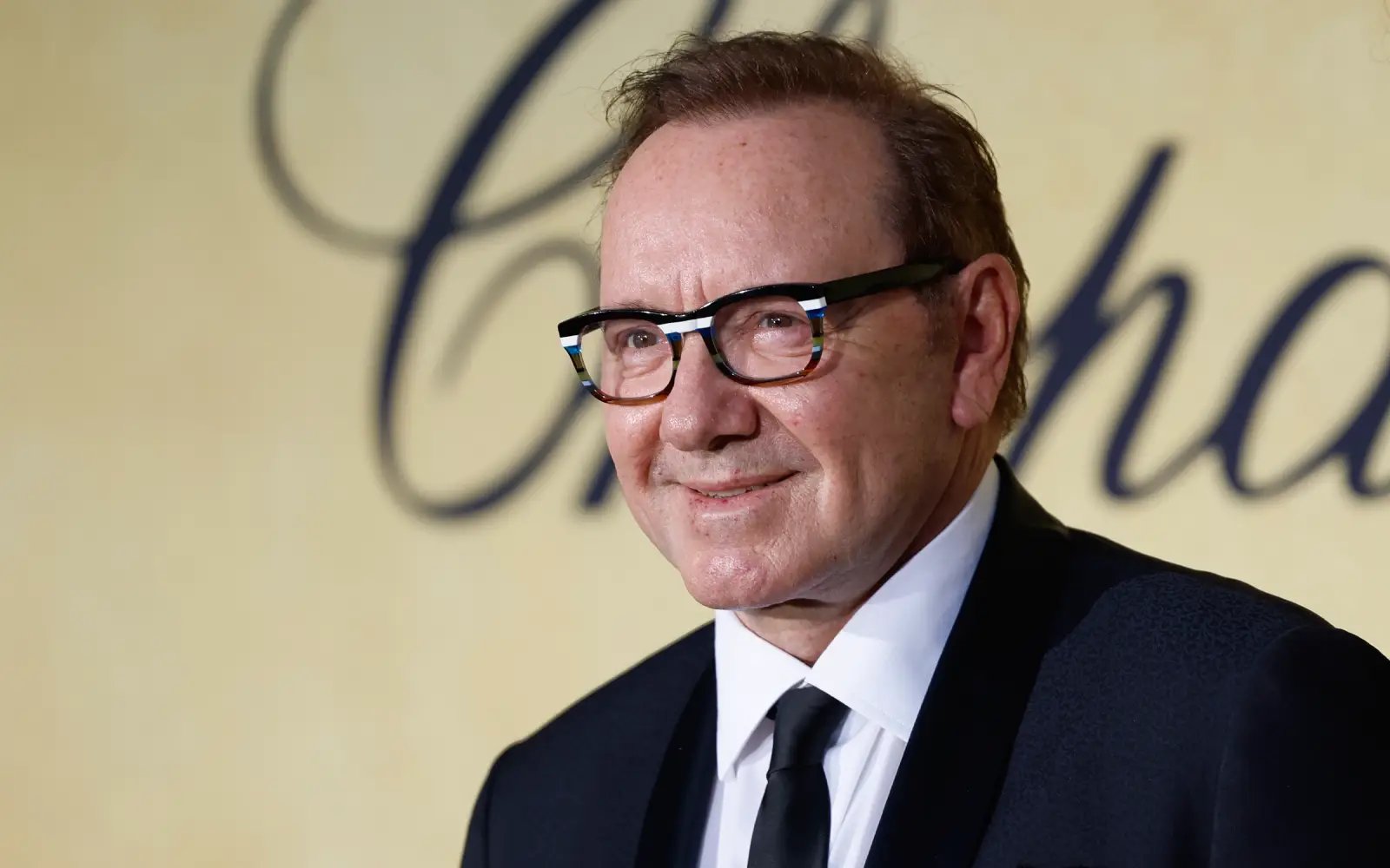 US actor Spacey avoids new trial with court settlement