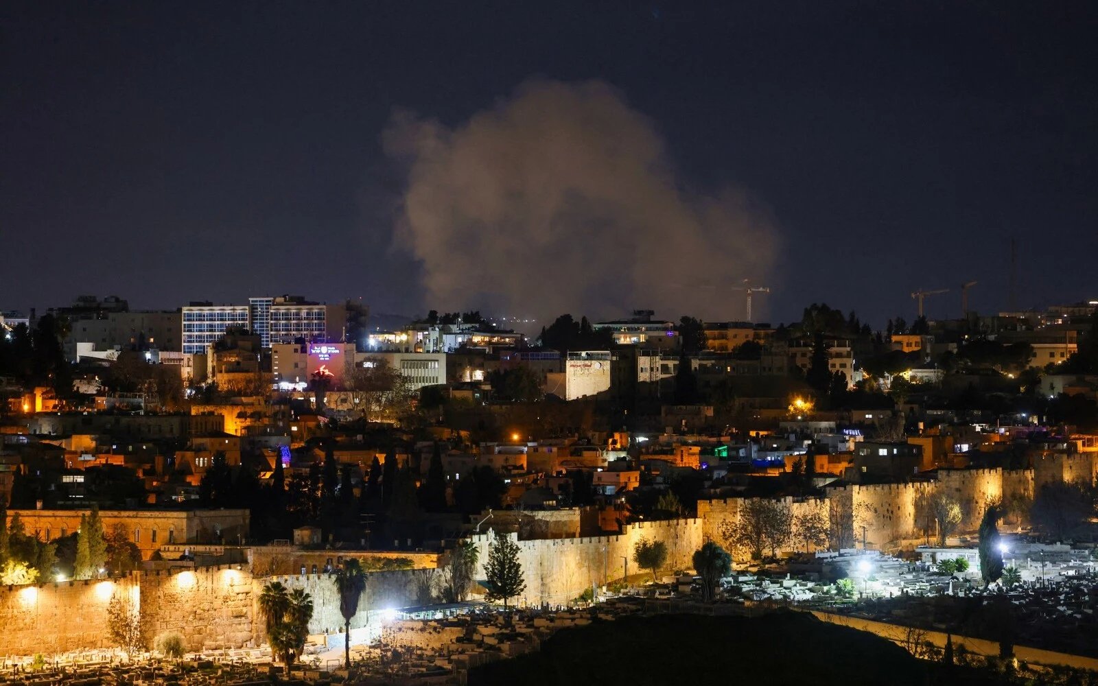 Blast over Jerusalem, Israel building hit after Iran missile fire