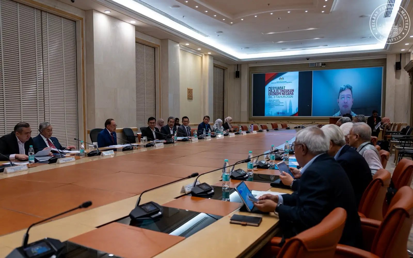 Kerajaan laksana intervensi untuk pelihara ketahanan ekonomi negara, kata Anwar