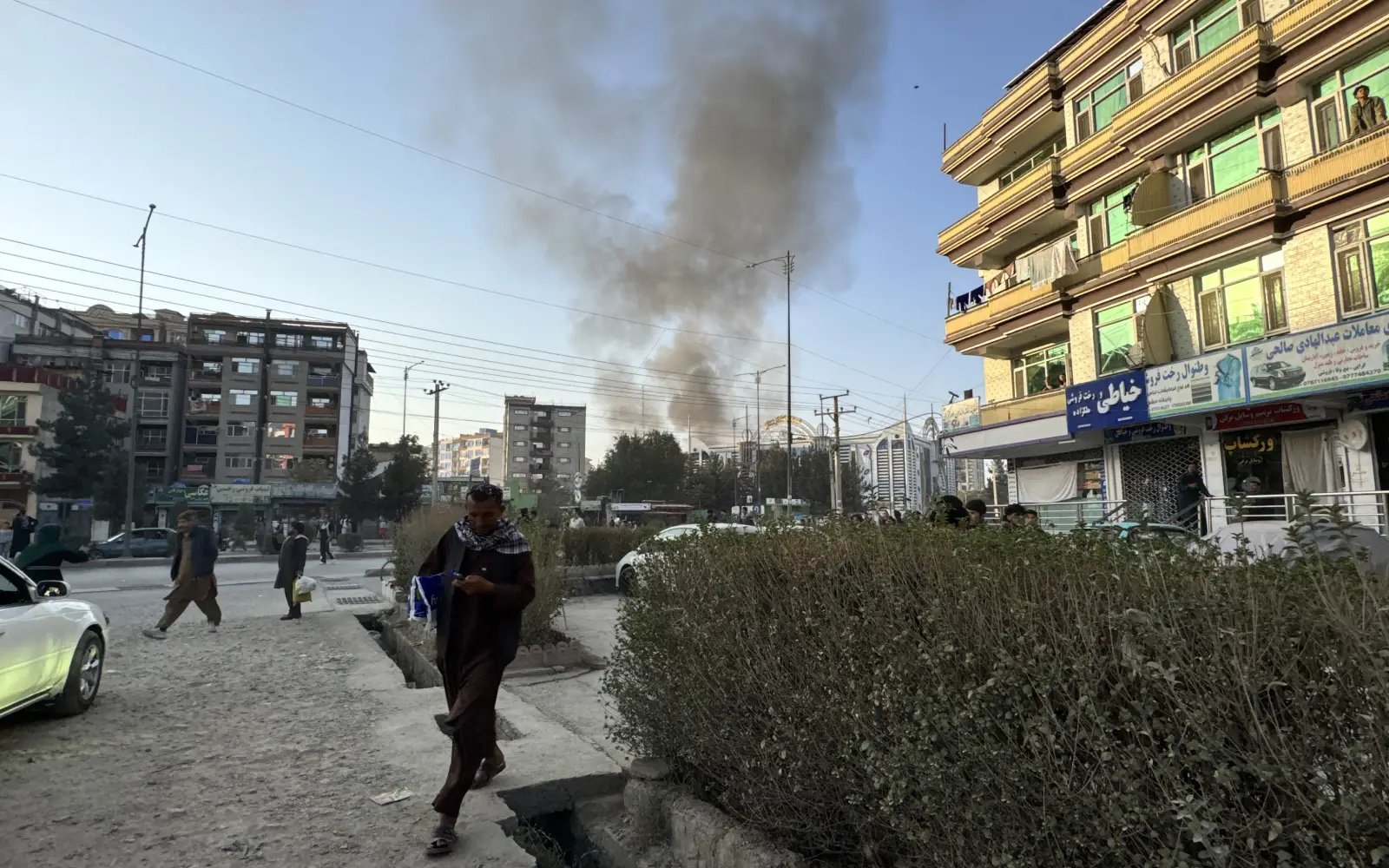 Explosion, gunfire as Afghan forces shoot at aircraft over Kabul