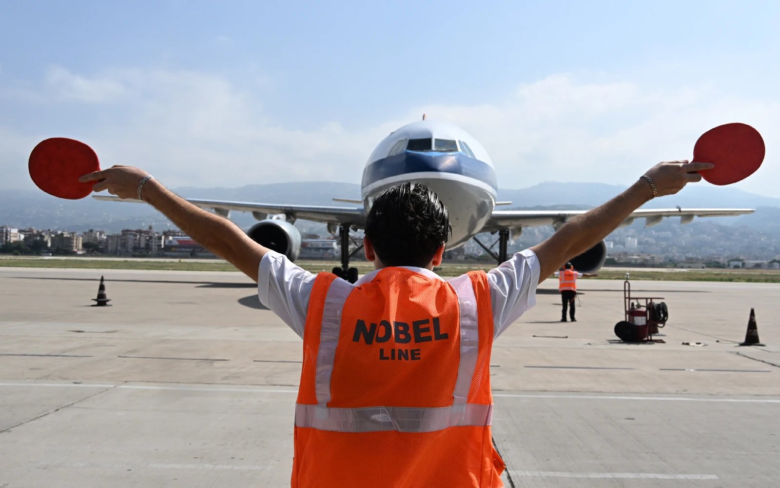 UK and France to begin repatriation flights from Middle East