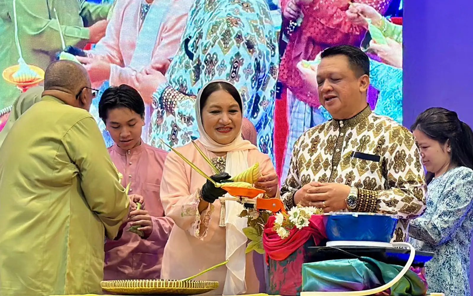 FCoEE latih usahawan asnaf kuasai digital, AI tingkat daya saing