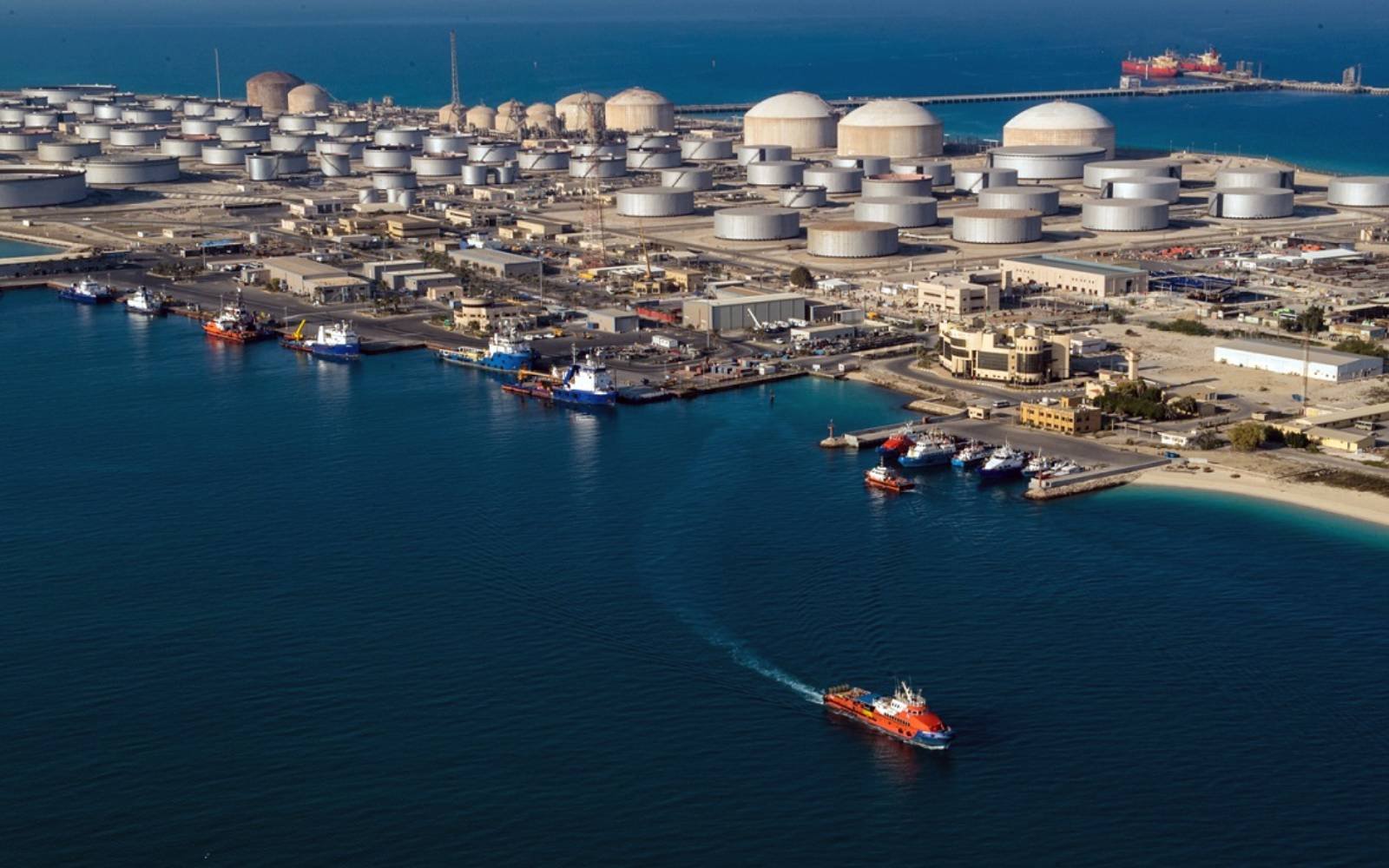 Strait of Hormuz closure pushes S. Arabia’s oil storage near capacity