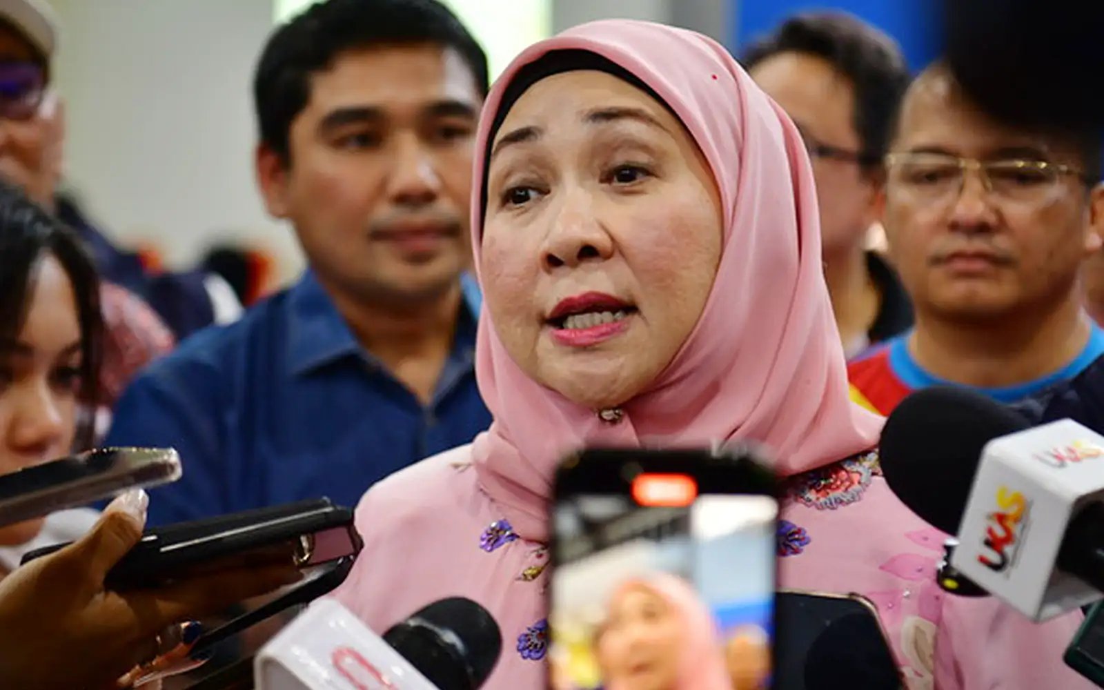 Sarawak ready to file petition on state’s O&G ordinances