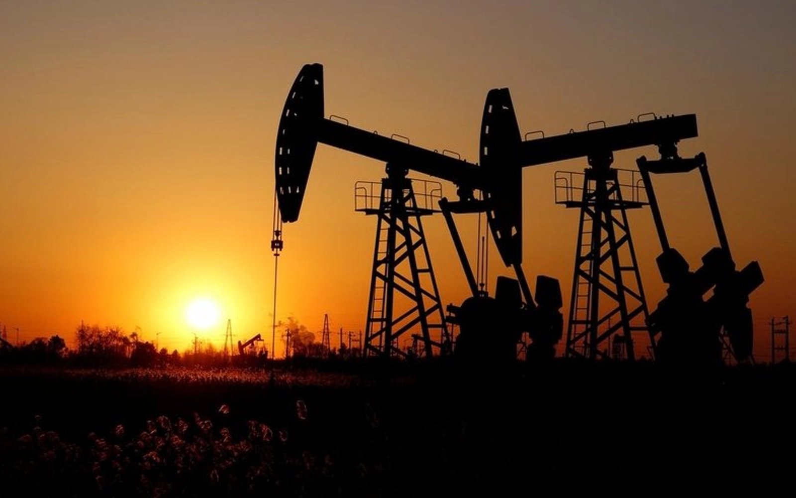 Harga minyak boleh turun jika konflik Asia Barat tamat tengah April