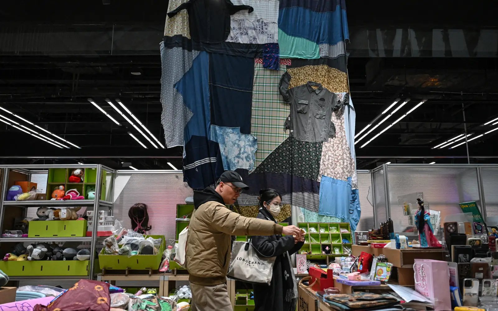 China’s consumers scout lower prices, secondhand goods as spending sputters