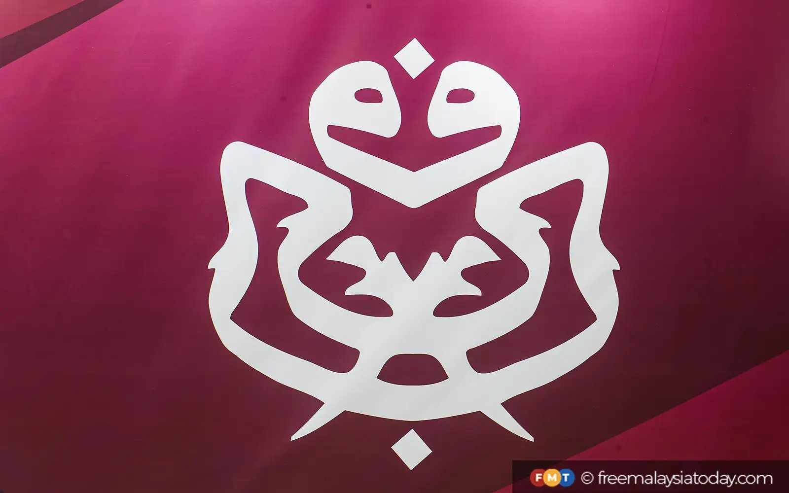 Umno Johor lebih selesa solo, mahu pertahan 40 DUN