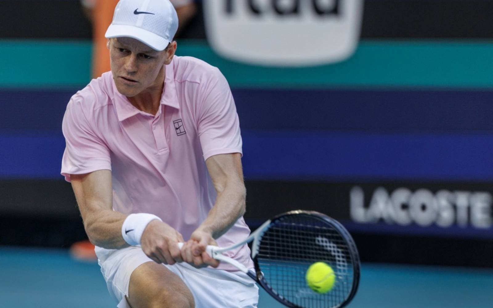 Sinner and Gauff advance with ease at Miami Open